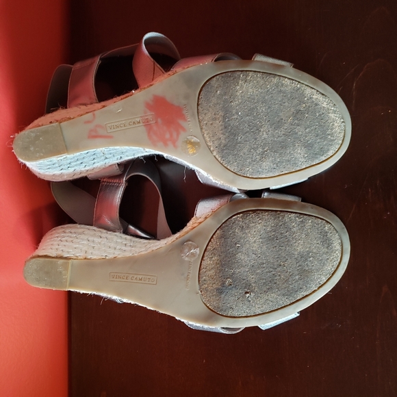 Stylish Silver Wedge Sandals - Picture 5 of 9